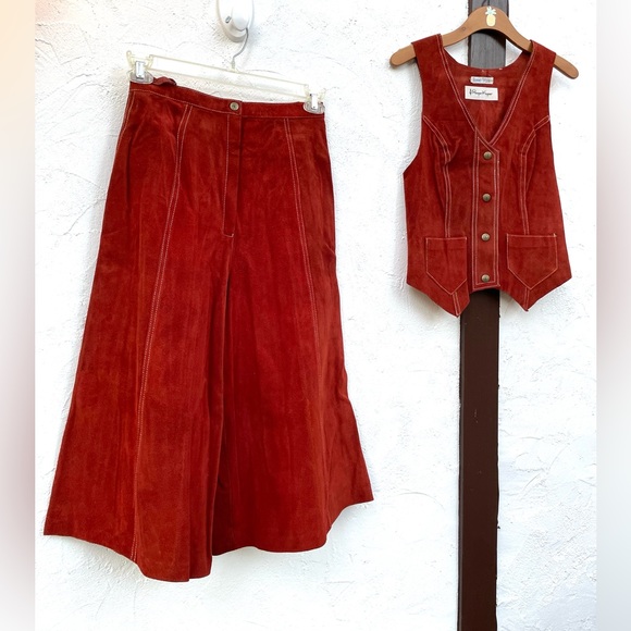 Vintage Rare Bonwit Teller SUEDE Vest &  GAUCHO Set // Roger Kuper / Small - Picture 13 of 15